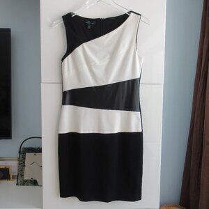 New Ivy & Blue Sheath Dress Size 4 or XS Color Block Formal Dress Black & White